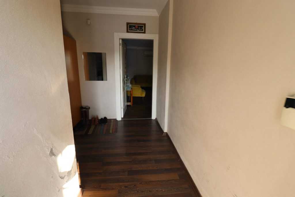 Mersin Erdemli Fatih Mahallesi Müstakil Arsa İçinde 5+1 Satılık Daire