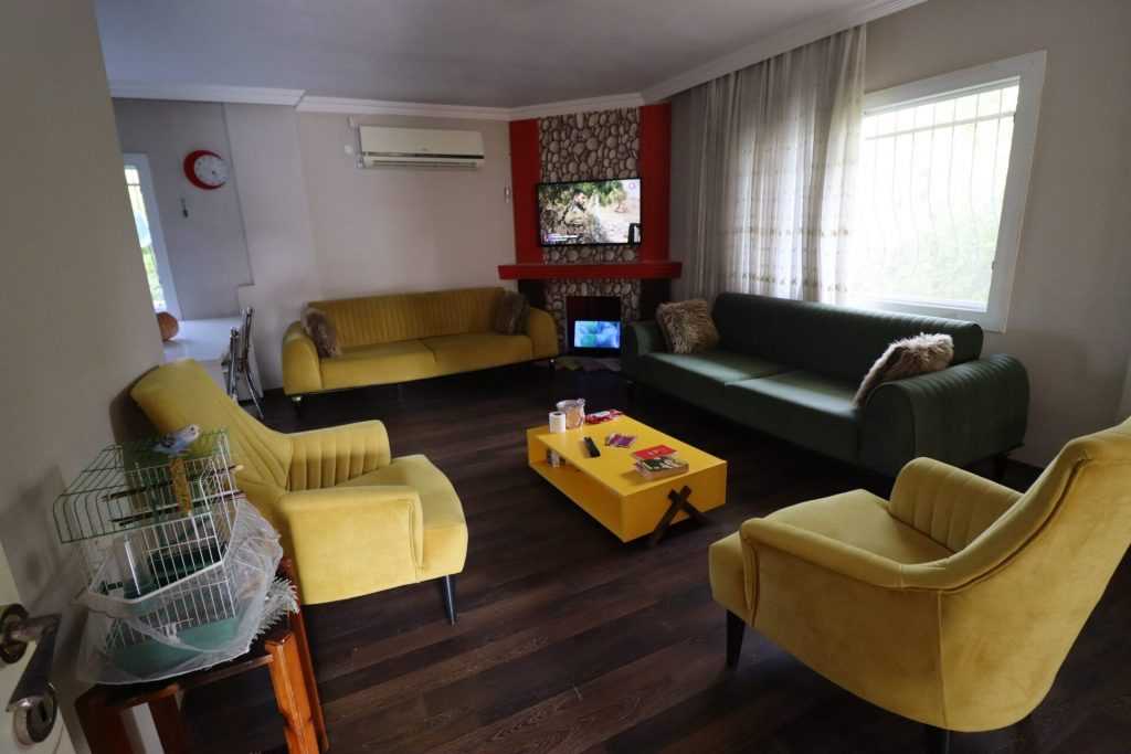 Mersin Erdemli Fatih Mahallesi Müstakil Arsa İçinde 5+1 Satılık Daire