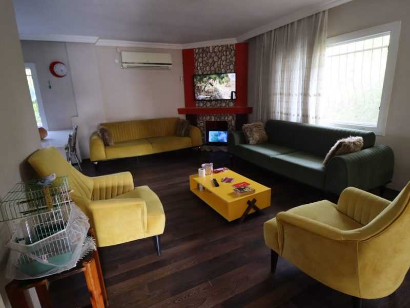 Mersin Erdemli Fatih Mahallesi Müstakil Arsa İçinde 5+1 Satılık Daire