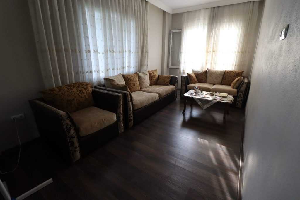 Mersin Erdemli Fatih Mahallesi Müstakil Arsa İçinde 5+1 Satılık Daire