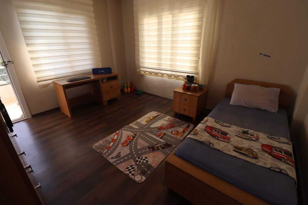 Mersin Erdemli Fatih Mahallesi Müstakil Arsa İçinde 5+1 Satılık Daire