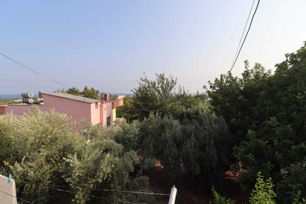 Mersin Erdemli Fatih Mahallesi Müstakil Arsa İçinde 5+1 Satılık Daire