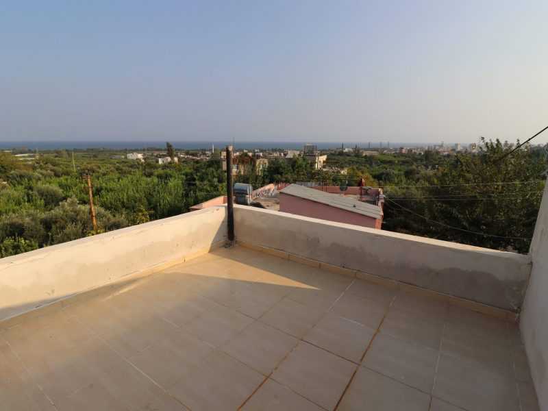 Mersin Erdemli Fatih Mahallesi Müstakil Arsa İçinde 5+1 Satılık Daire