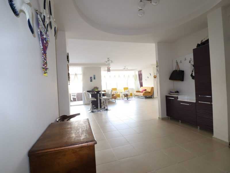 Erdemli Tömük Doğan Aquapark Sitesi Denize Sıfır Satılık Yazlık Daire
