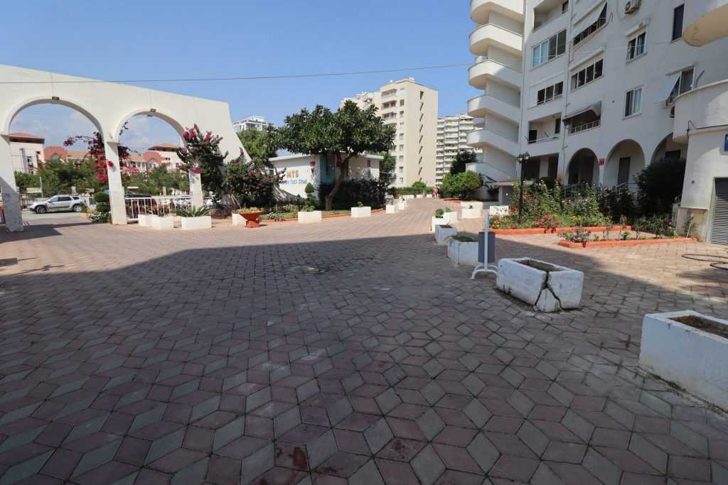 Mersin Erdemli Mersin Tatil Sitesi Satılık Eşyalı 1+1 Daire