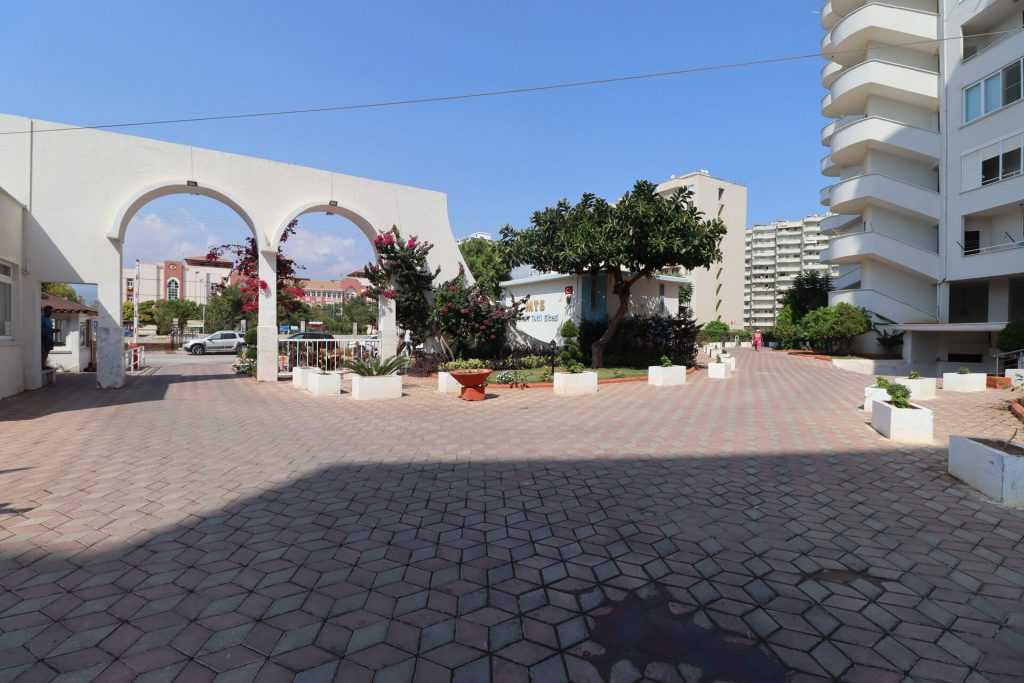 Mersin Erdemli Mersin Tatil Sitesi Satılık Eşyalı 1+1 Daire
