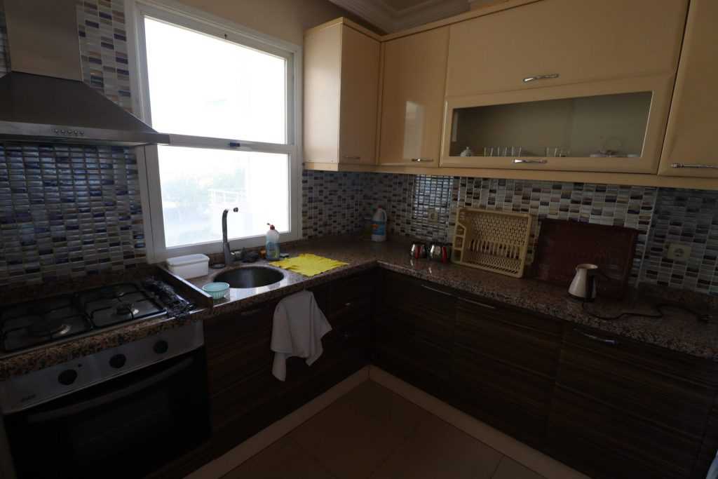 ÇEŞMELİ ADAKOĞLU SİTESİ EŞYALI SATILIK 2+1 DAİRE