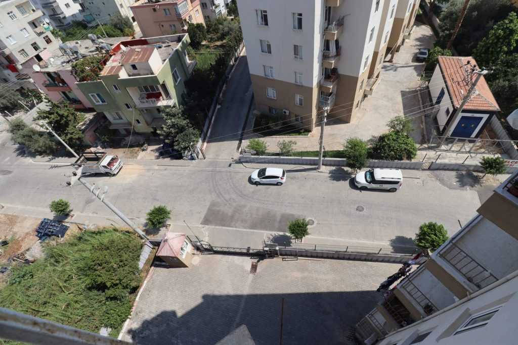 ERDEMLİ SELCEN SİTESİNDE EŞYALI SATILIK 3+1 DAİRE