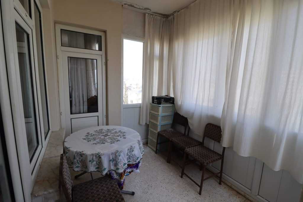 ERDEMLİ SELCEN SİTESİNDE EŞYALI SATILIK 3+1 DAİRE