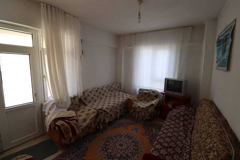 ERDEMLİ SELCEN SİTESİNDE EŞYALI SATILIK 3+1 DAİRE