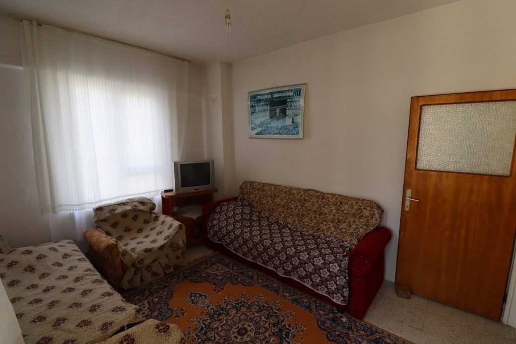 ERDEMLİ SELCEN SİTESİNDE EŞYALI SATILIK 3+1 DAİRE