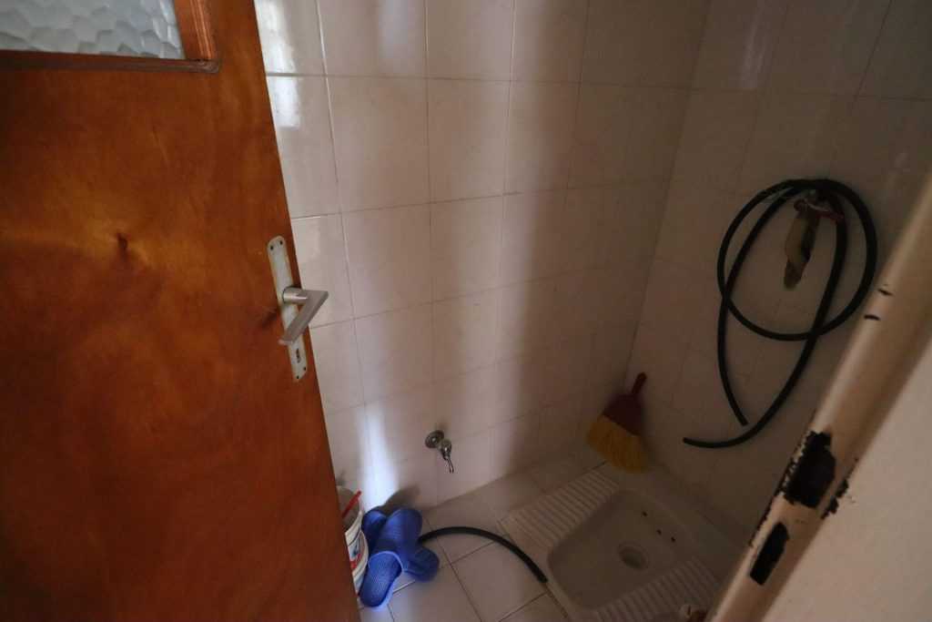 ERDEMLİ SELCEN SİTESİNDE EŞYALI SATILIK 3+1 DAİRE
