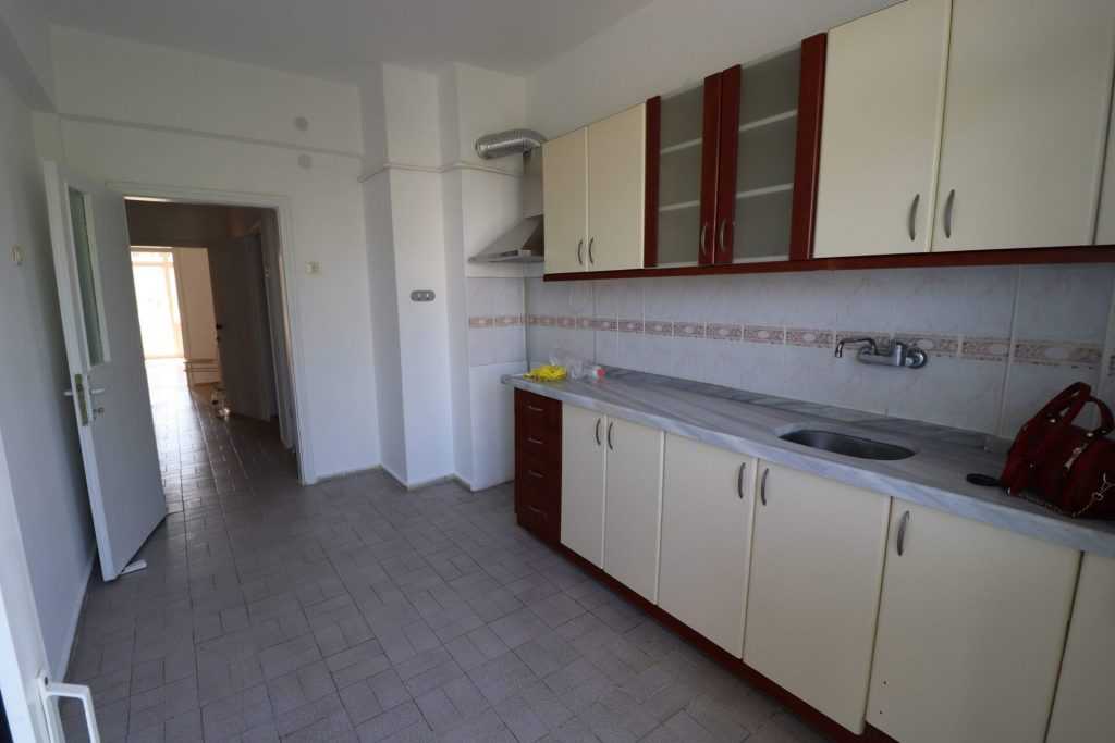 ERDEMLİ TÖMÜK ERAS SİTESİNDE ACİL SATILIK 2+1 DAİRE