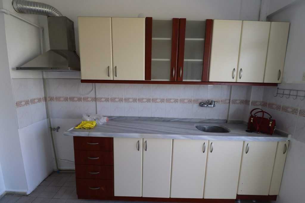 ERDEMLİ TÖMÜK ERAS SİTESİNDE ACİL SATILIK 2+1 DAİRE