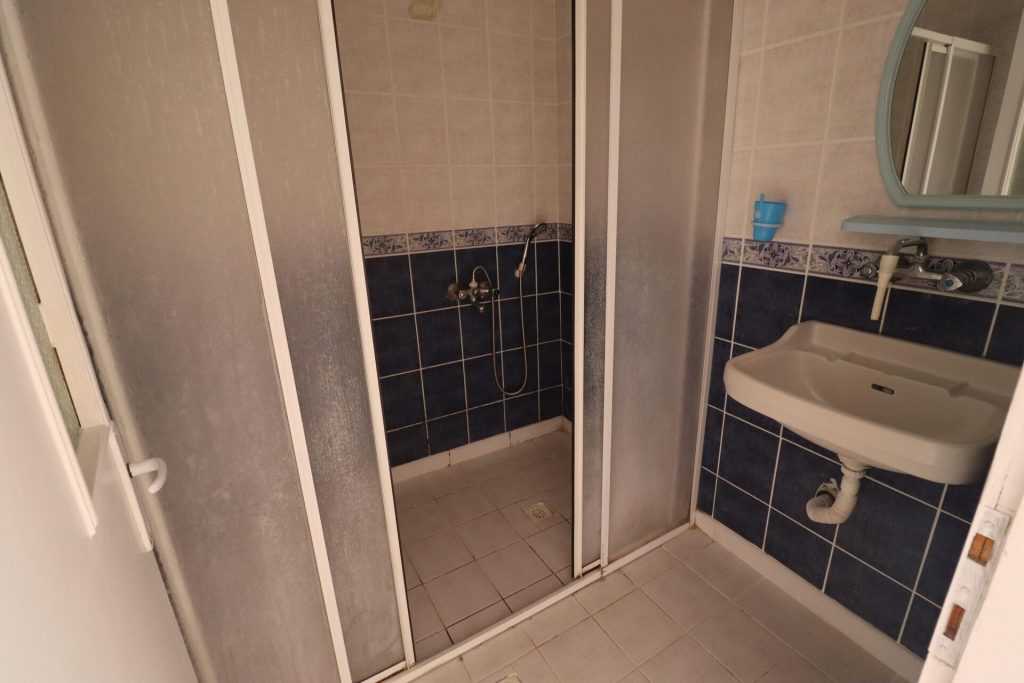 ERDEMLİ TÖMÜK ERAS SİTESİNDE ACİL SATILIK 2+1 DAİRE