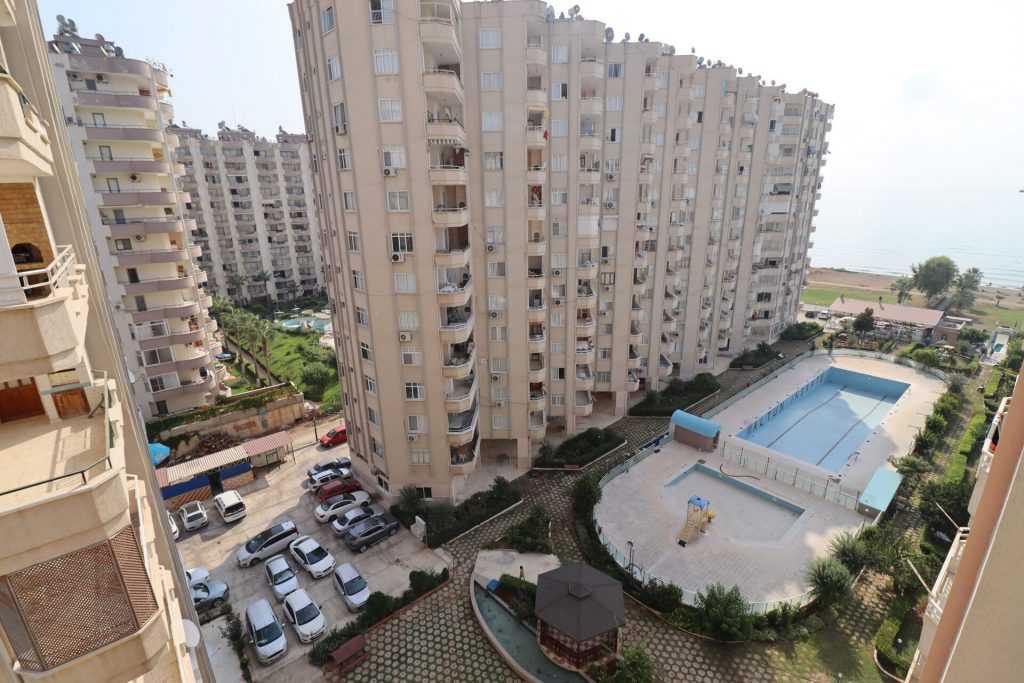 TÖMÜK TROPİK TATİL SİTESİNDE EŞYALI SATILIK 2+1 DAİRE