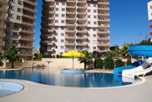 Ayaş Elissa Compound Gemeubileerd 2 + 1 appartement aan zee te koop