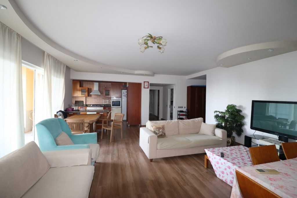 Mersin Erdemli Çeşmeli Liparis 3 Sitesi Satılık 4+1 Kafa Daire