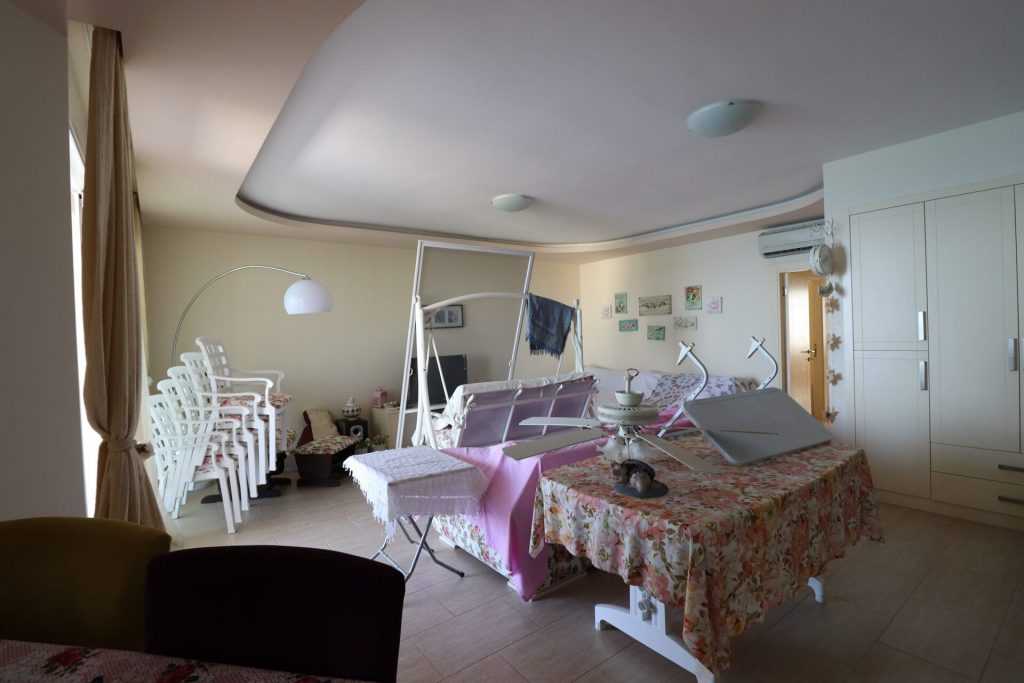 Ayaş Elissa Sitesi Eşyalı Satılık 2+1 Denize Sıfır Daire