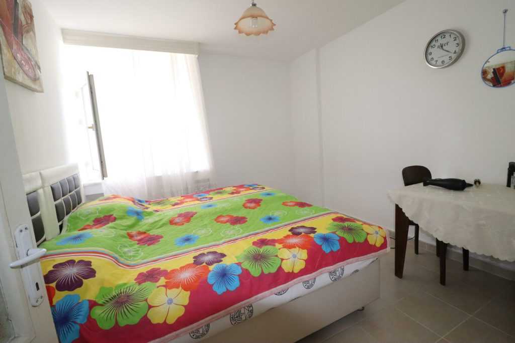 Erdemli Anayol Üzeri Eşyalı Satılık Bagımsız Mutfak 1+1 Masrafsız Daire