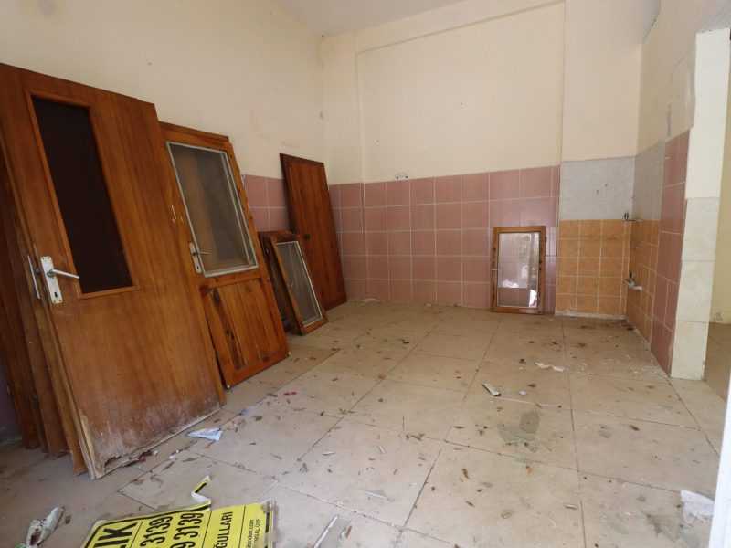 Erdemli Merkez Mah Kiralık Denize Yakın Her İşe Uygun Dükkan