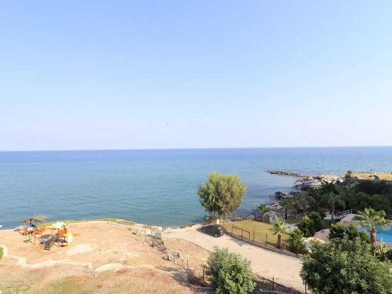 Mersin Ayaş Burçlar Sitesi Denize Sıfır Satılık Daire