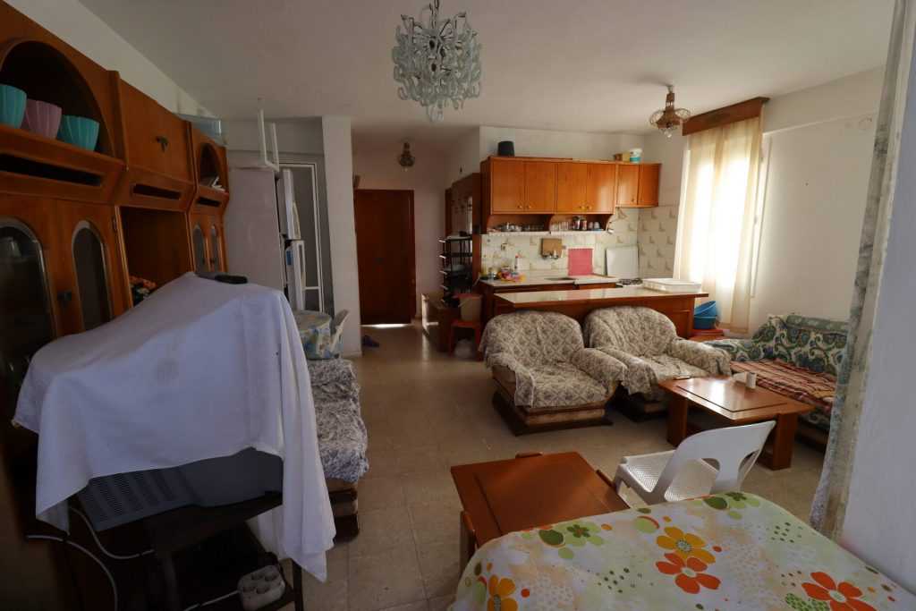 MERSİN ERDEMLİ KUMKUYU KORİKOS SİTESİ EŞYALI SATILIK 1+1 DAİRE