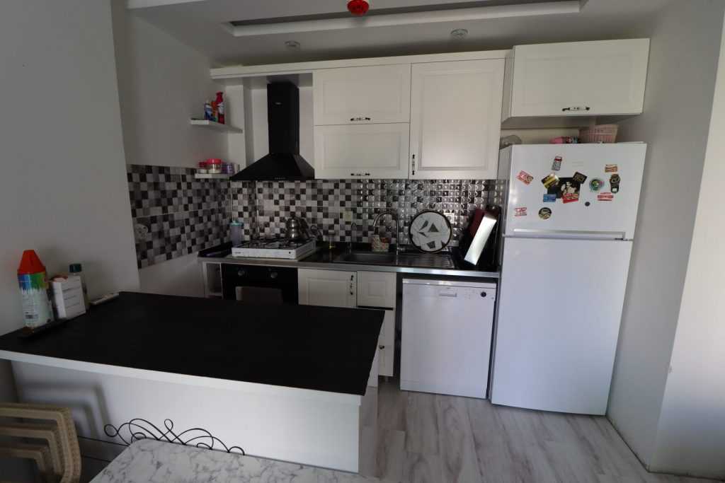 MERSİN ERDEMLİ TÖMÜK ASİS MARMARİS SİTESİ EŞYASIZ SATILIK 1+1 DAİRE