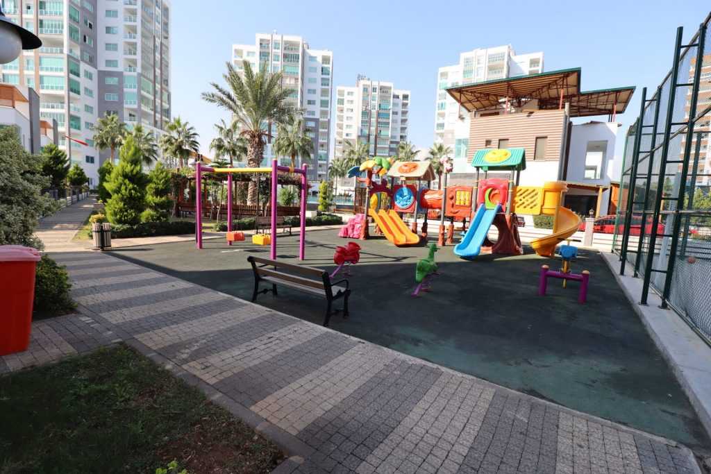 MERSİN ERDEMLİ TÖMÜK ASİS MARMARİS SİTESİ EŞYASIZ SATILIK 1+1 DAİRE