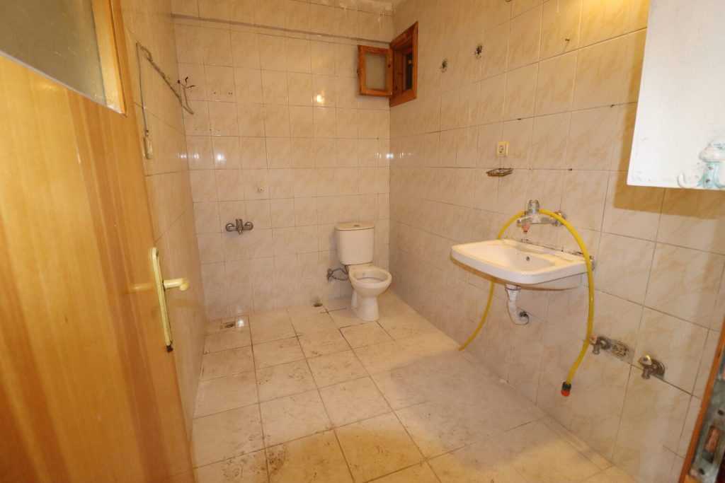 MERSİN ERDEMLİ ESKİ HASTANE CİVARI ANAYOL ÜZERİ UYGUN FİYAT KİRALIK 2+1 DAİRE
