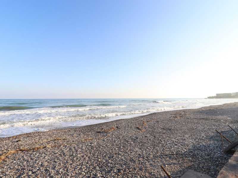 Mersin Limonlu Faruk Şıhman Denize Sıfır Sitede Eşyalı Kiralık 1+1 Daire