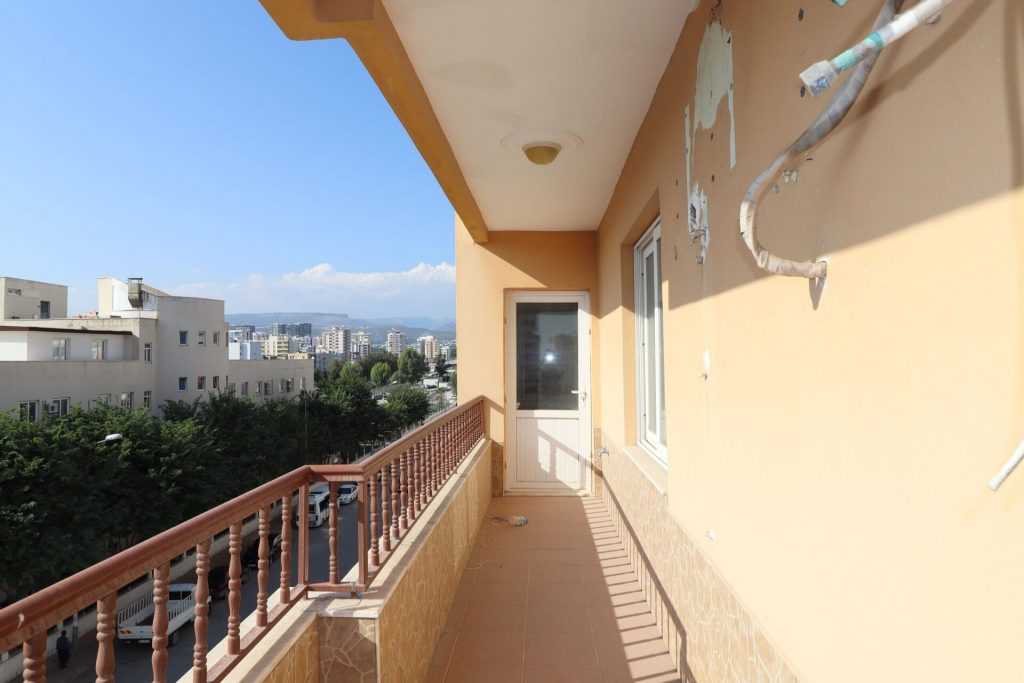 MERSİN ERDEMLİ ÜNİVERSİTE CADDESİ KARDELEN SİTESİ 3+1 SATILIK DAİRE
