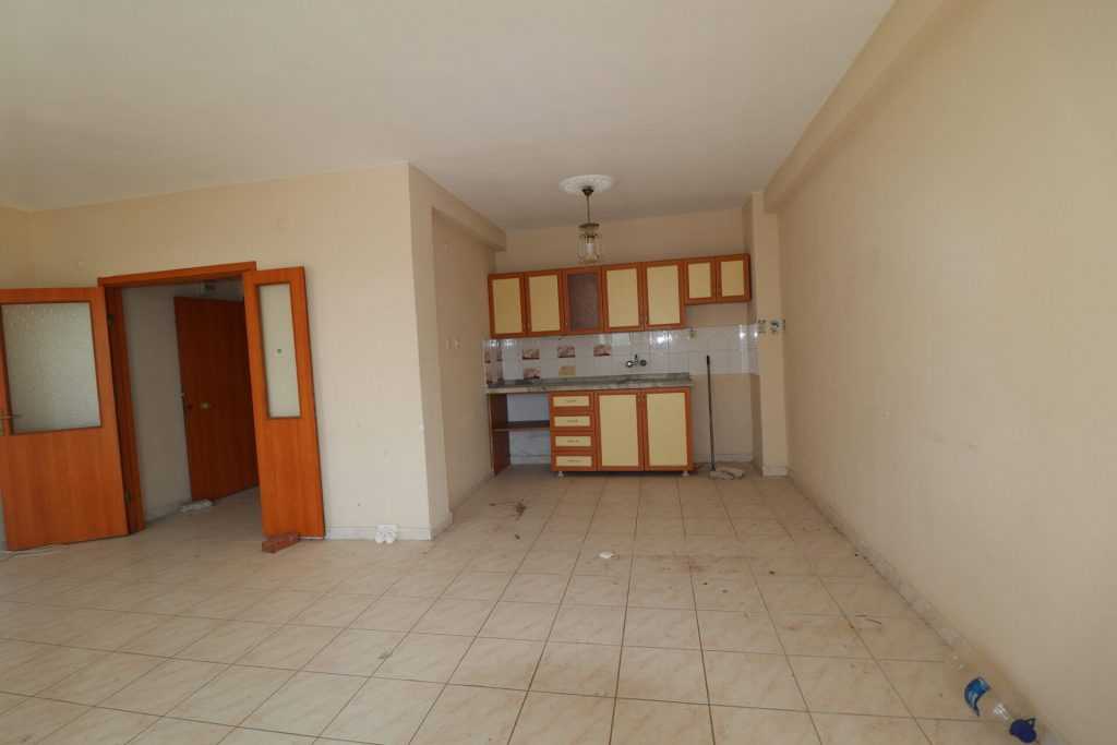 Tömük Uygar Sitesi Deniz Manzaralı Satılık 2+1 Daire