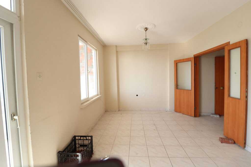 Tömük Uygar Sitesi Deniz Manzaralı Satılık 2+1 Daire