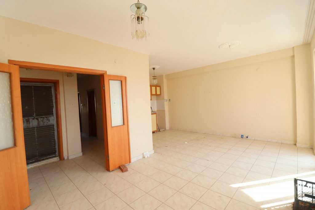Tömük Uygar Sitesi Deniz Manzaralı Satılık 2+1 Daire