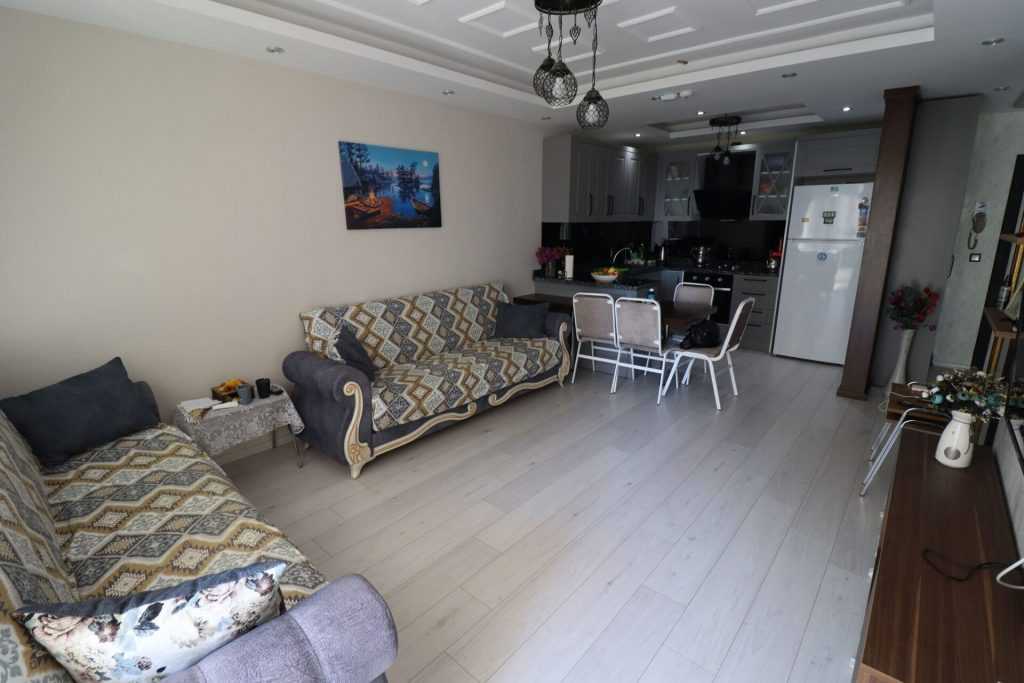 MERSİN TÖMÜK Bİ DÜNYA EVLERİ EŞYASIZ SATILIK 1+1 DAİRE