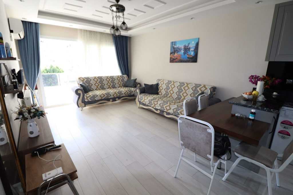 MERSİN TÖMÜK Bİ DÜNYA EVLERİ EŞYASIZ SATILIK 1+1 DAİRE