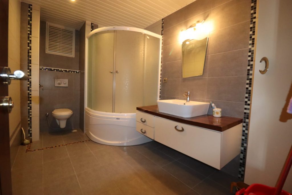 Erdemli Alata Oba Plaza Satılık 4+1 Daire