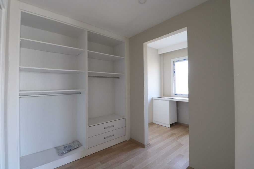 ERDEMLİ ALATA BULVAR YEŞİLYURT SİTESİ 4+1 KİRALIK LÜKS DAİRE