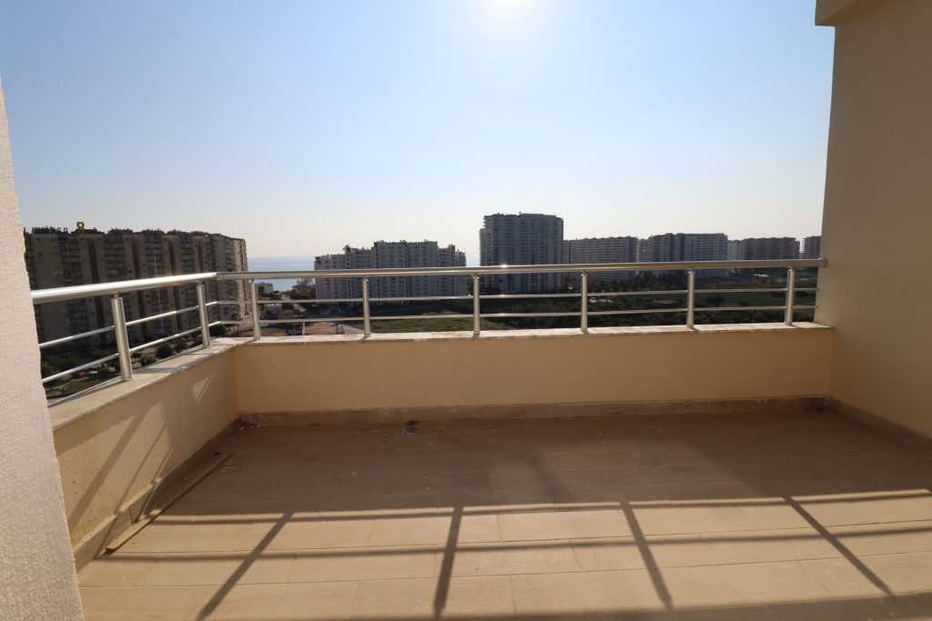 Mersin Erdemli Tömük İnce Ali Sitesi Satılık 1+1 Daire