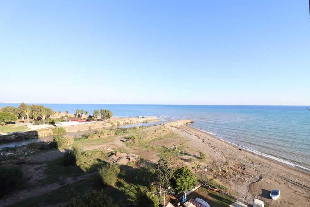 Mersin Kargıpınarı Queenaba Sitesi Denize Sıfır Satılık Yazlık Daire