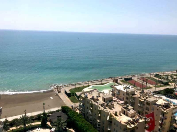 Erdemli Denize Sıfır Alata Park Sitesi Satılık 4+1 Daire
