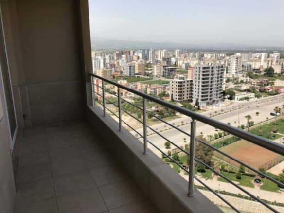 MERSİN ERDEMLİ ALATAPARK SİTESİNDE SATILIK 4+1 LÜKS YAZLIK HAVUZLU DAİRE
