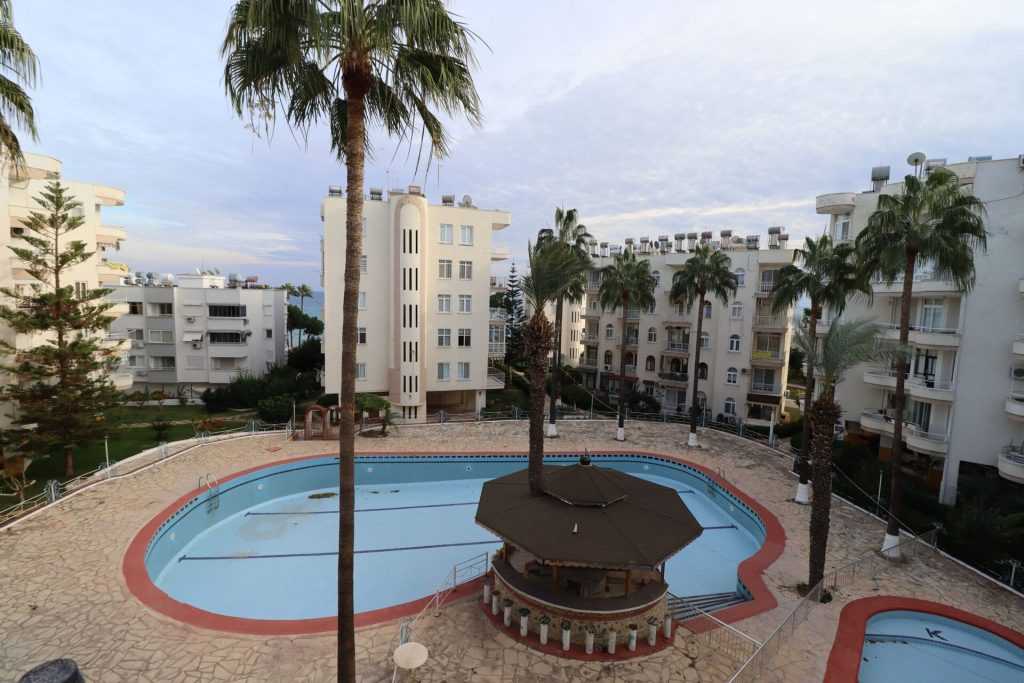 MERSİN ERDEMLİ KUMKUYU KORİKOS SİTESİ DENİZ MANZARALI DAĞ DENİZ CEPHELİ SATILIK 1+1 DAİRE