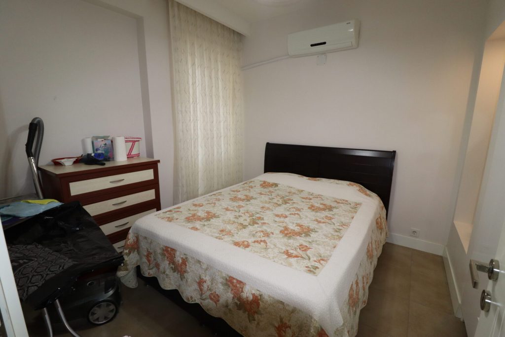 MERSİN KARGIPINARI QUEENABA 3 SİTESİ ACİL SATILIK 1+1 DAİRE