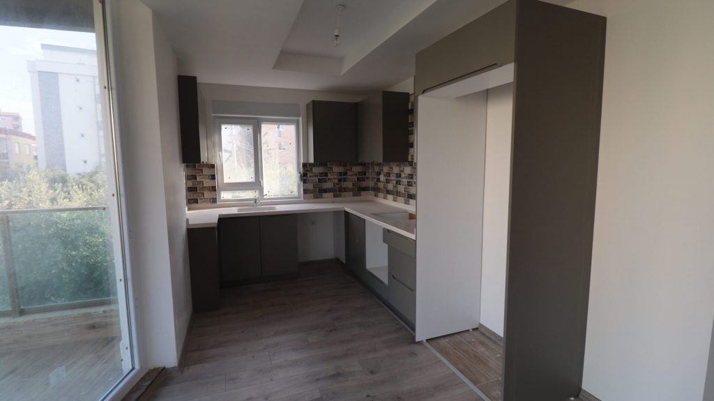 MERSİN ERDEMLİ ALATA SAHİLDE 2+1 ACİL SATILIK SIFIR DAİRE