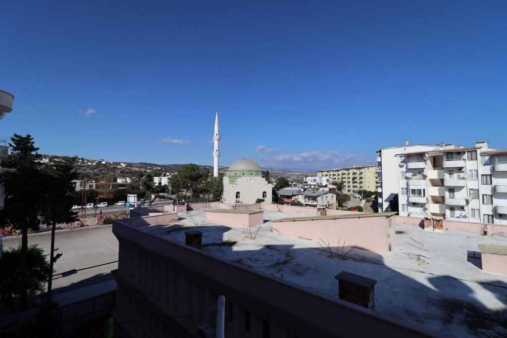 MERSİN ERDEMLİ KUMKUYU KORİKOS SİTESİ EŞYALI SATILIK 2+1 DAİRE
