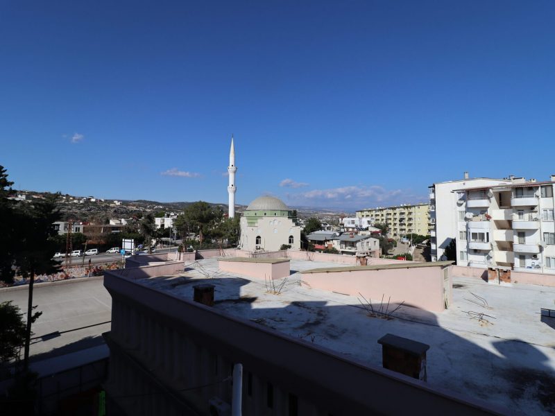 MERSİN ERDEMLİ KUMKUYU KORİKOS SİTESİ EŞYALI SATILIK 2+1 DAİRE
