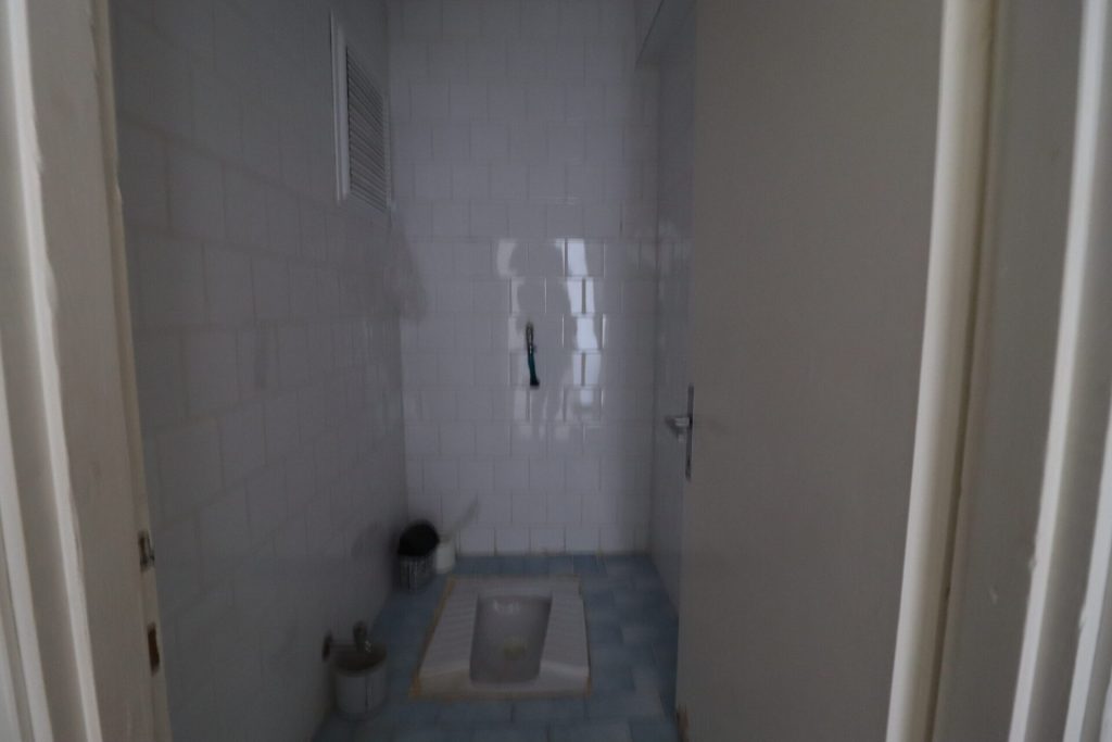 MERSİN ERDEMLİ KUMKUYU KORİKOS SİTESİ EŞYALI SATILIK 2+1 DAİRE