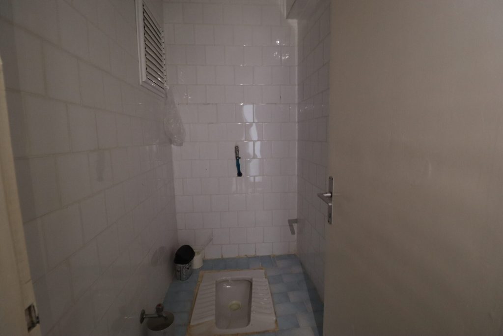 MERSİN ERDEMLİ KUMKUYU KORİKOS SİTESİ EŞYALI SATILIK 2+1 DAİRE
